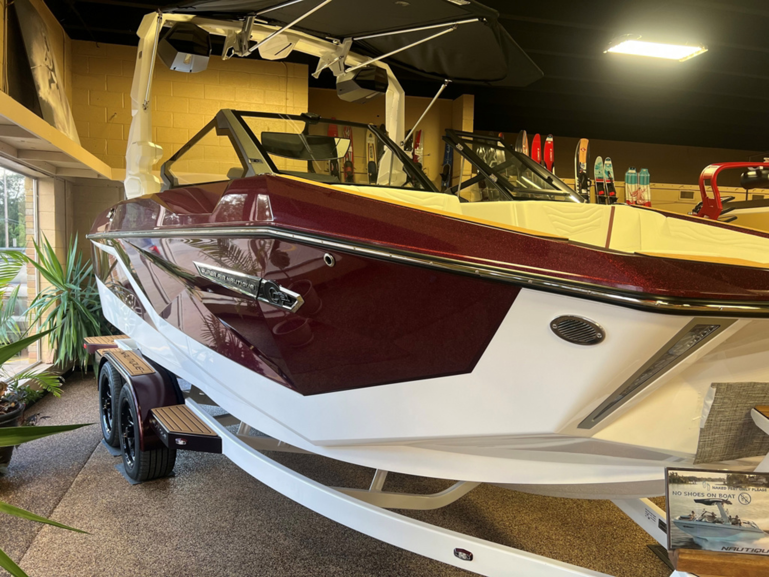 2026 Nautique G21