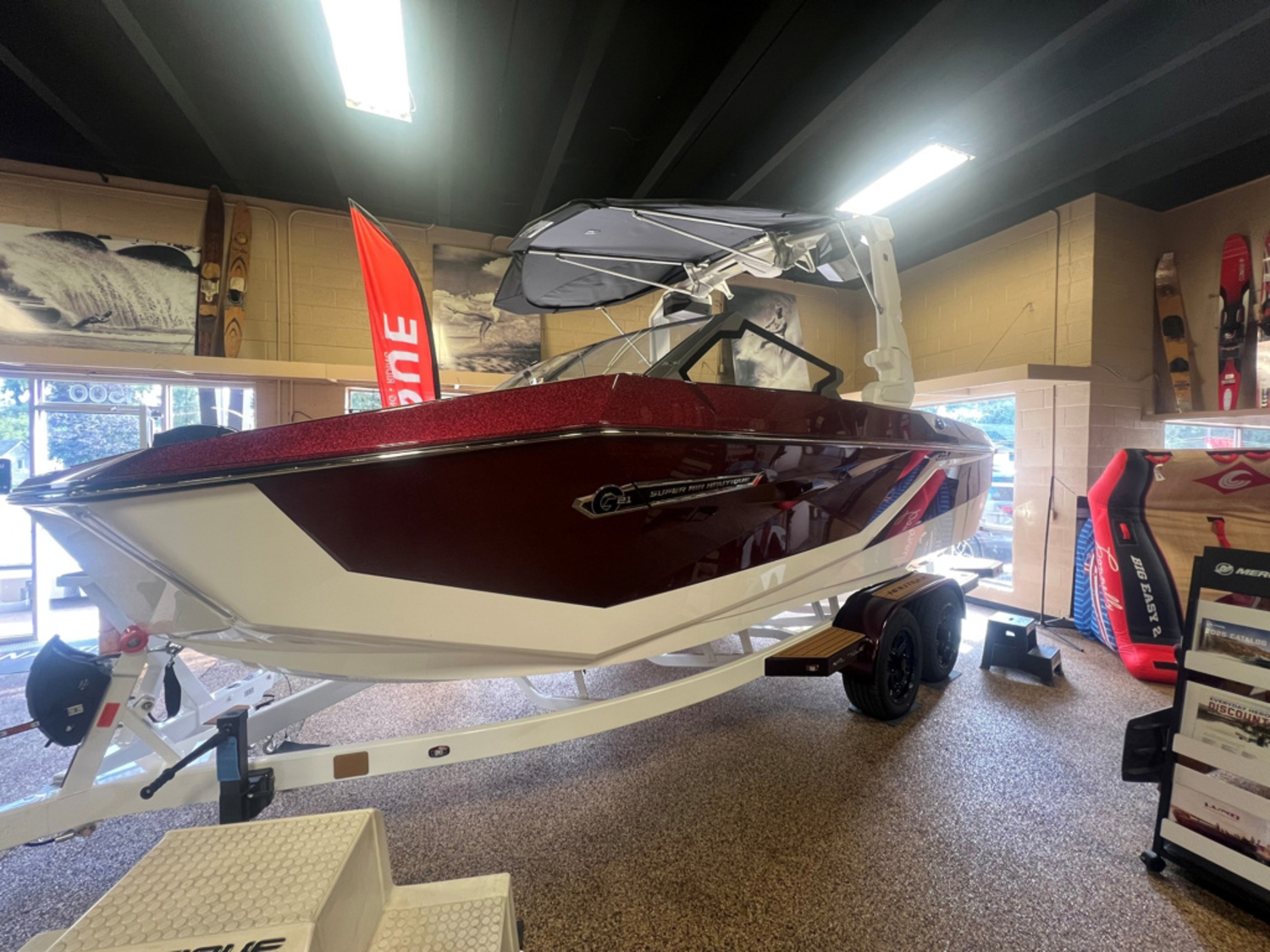 2026 Nautique G21