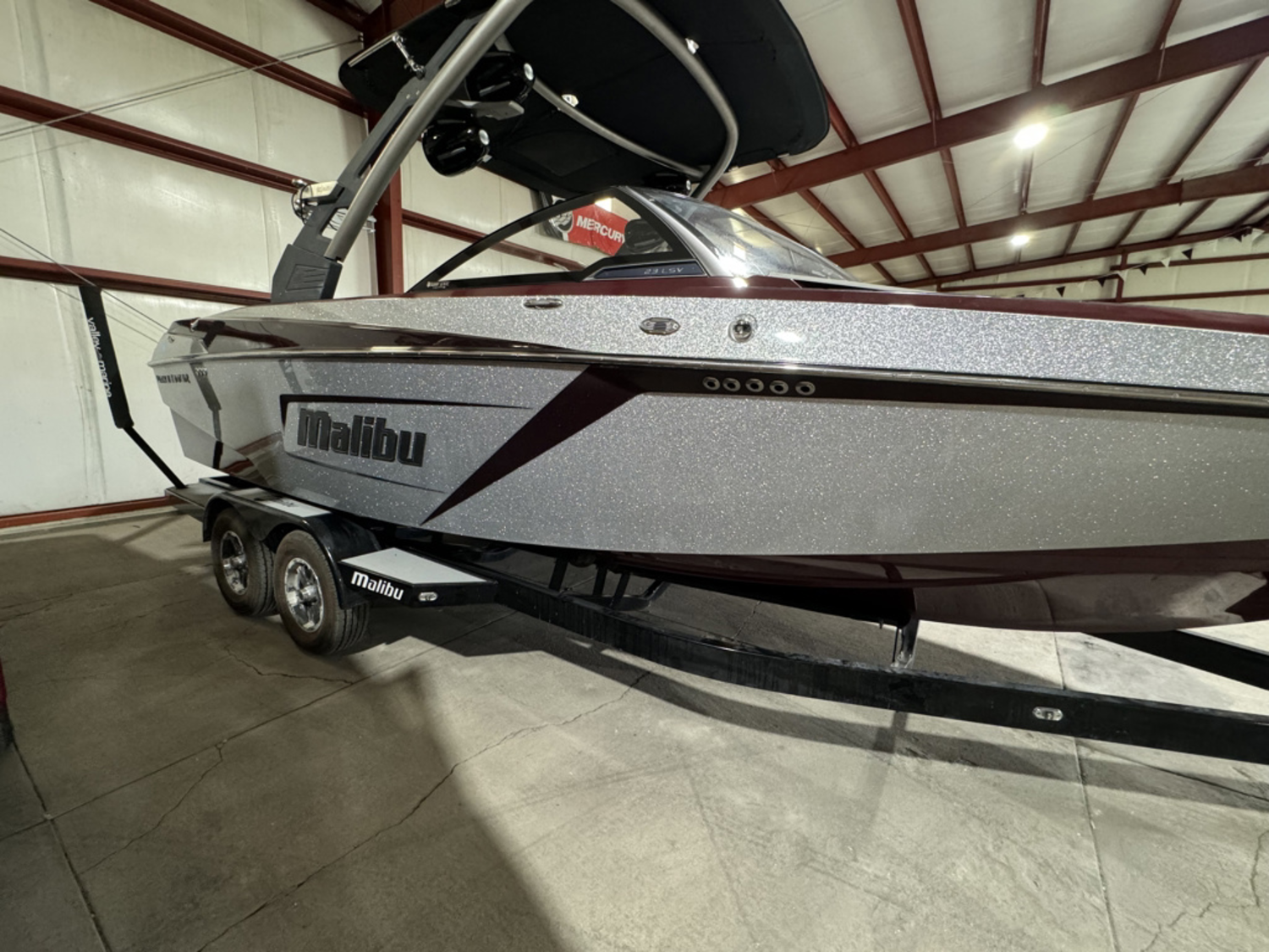 2018 Malibu Boats Wakesetter