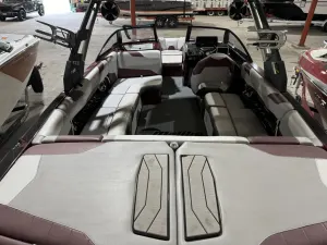 2018 Malibu Boats Wakesetter for sale in Fremont, Nebraska