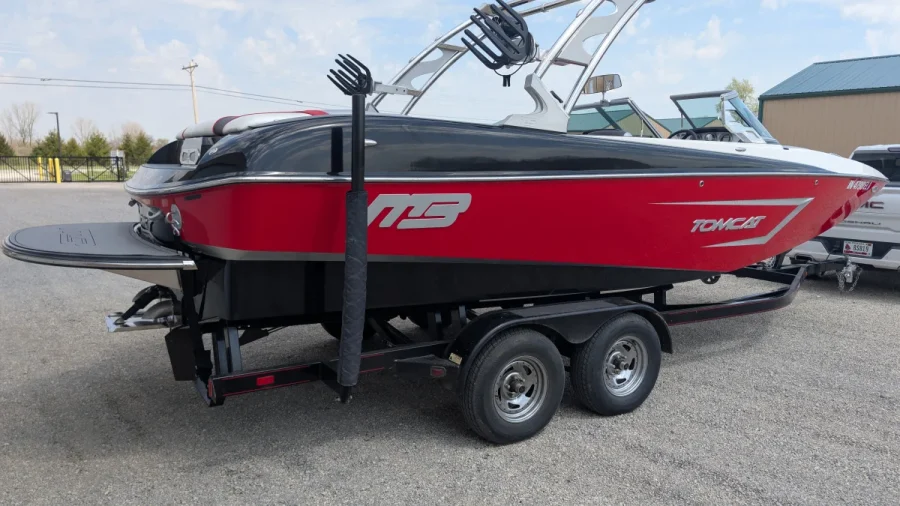2014 MB Sports Boats F22 Tomcat for sale in Fremont, Indiana