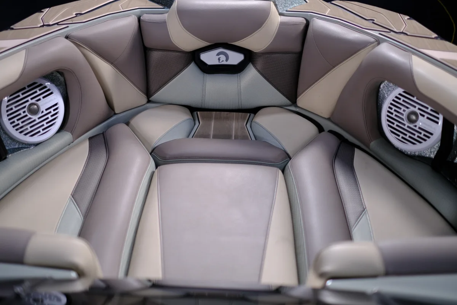 2022 Centurion Boats Ri230