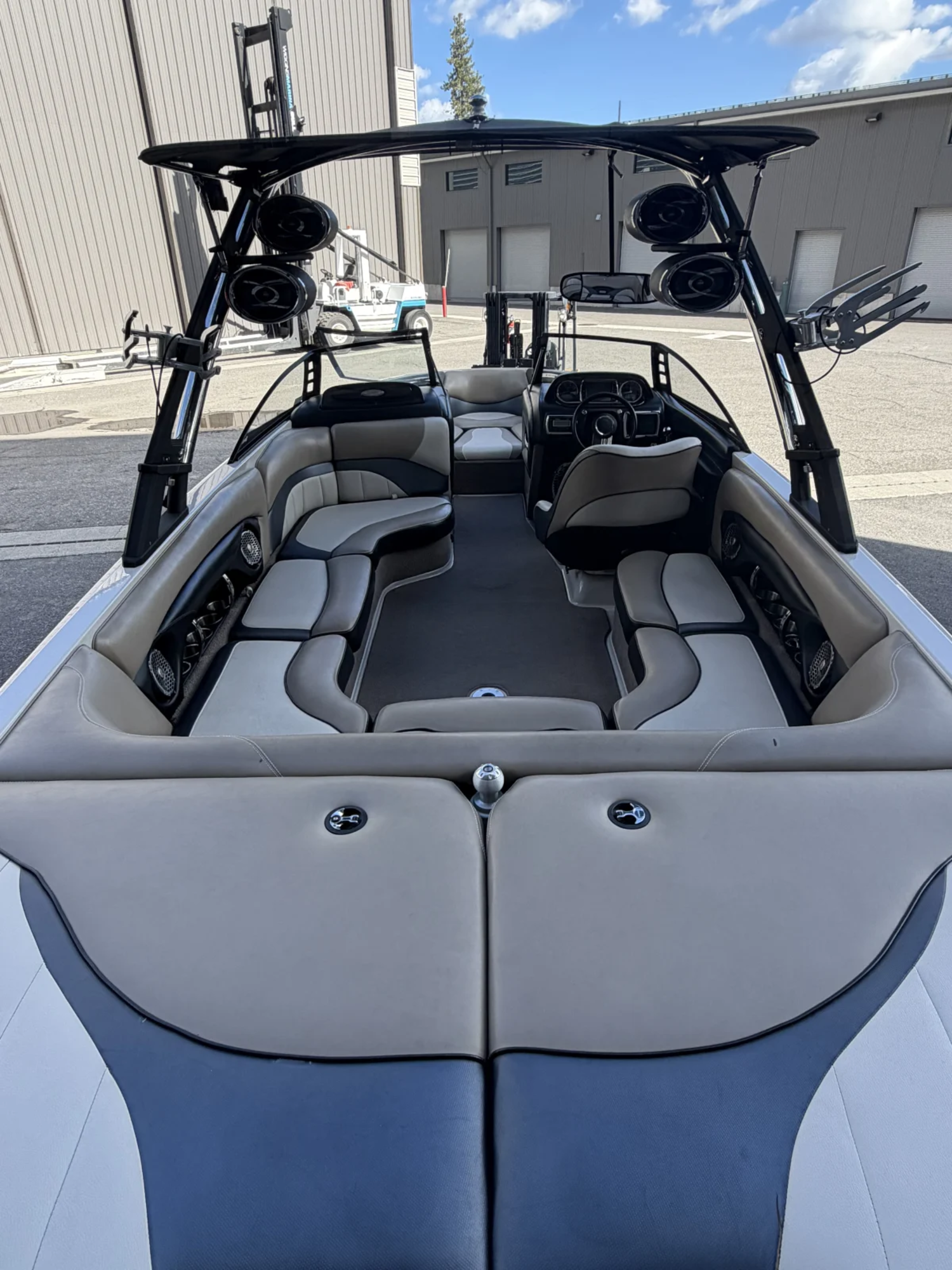 2013 Malibu Wakesetter 23 LSV