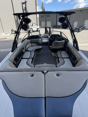 2013 Malibu Boats Wakesetter 23 LSV for sale in Truckee, California