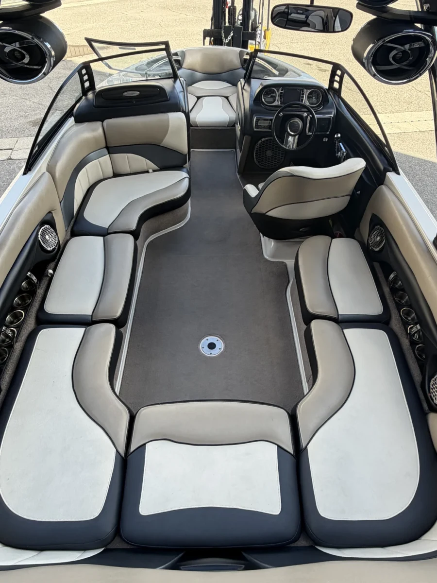 2013 Malibu Boats Wakesetter 23 LSV for sale in Truckee, California