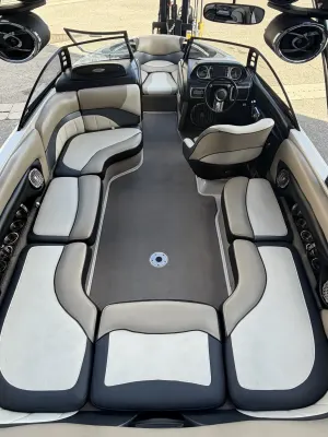 2013 Malibu Boats Wakesetter 23 LSV for sale in Truckee, California