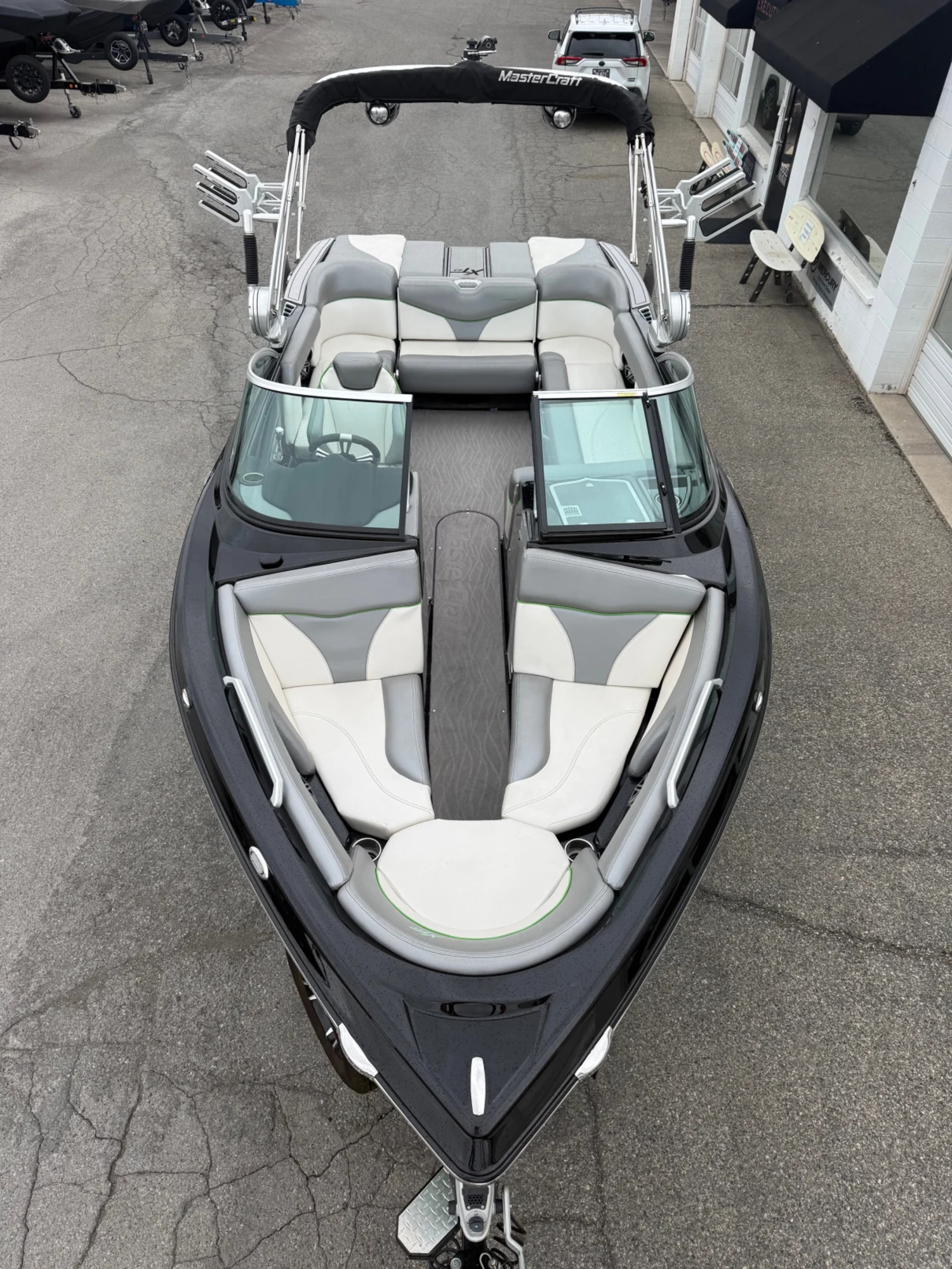 2017 23 MasterCraft XT23 Bowrider