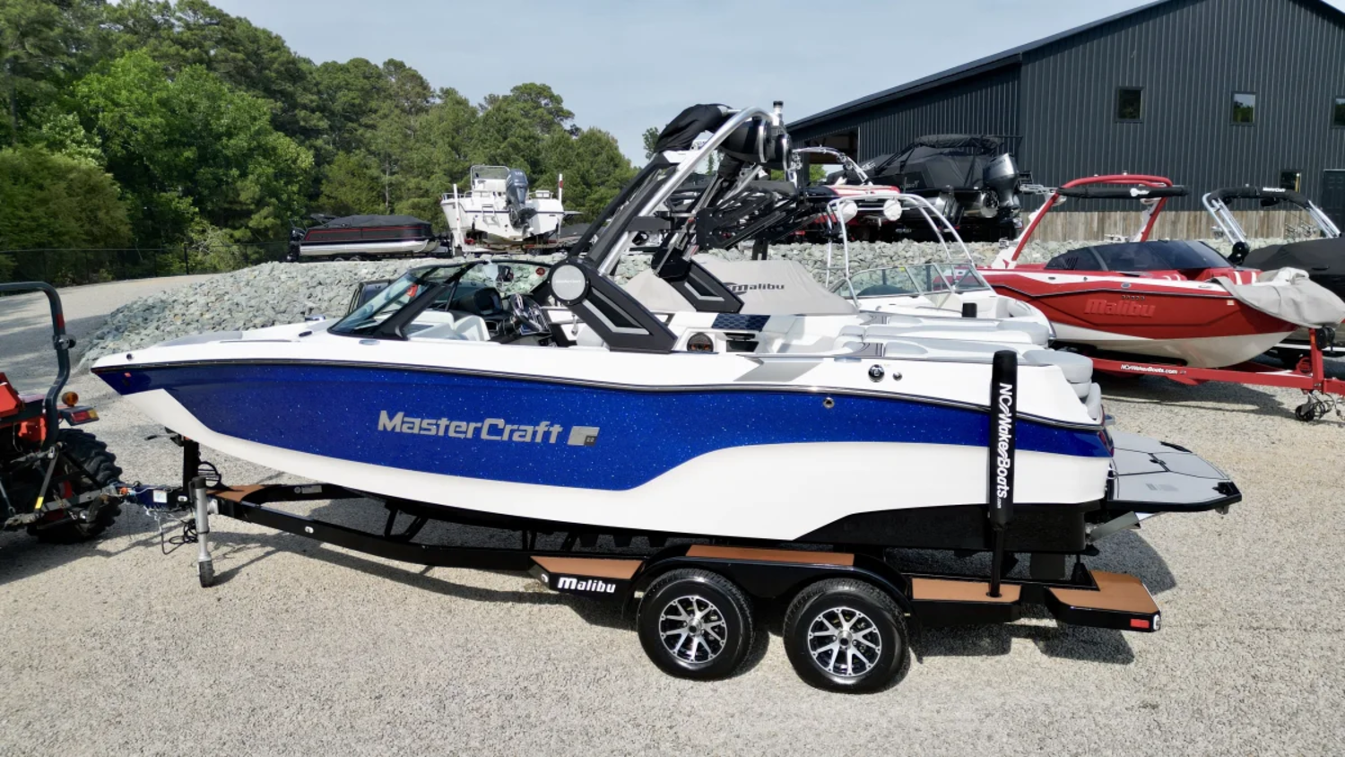 2023 Mastercraft XT23