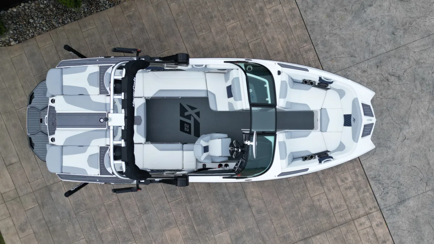 2023 Mastercraft XT23