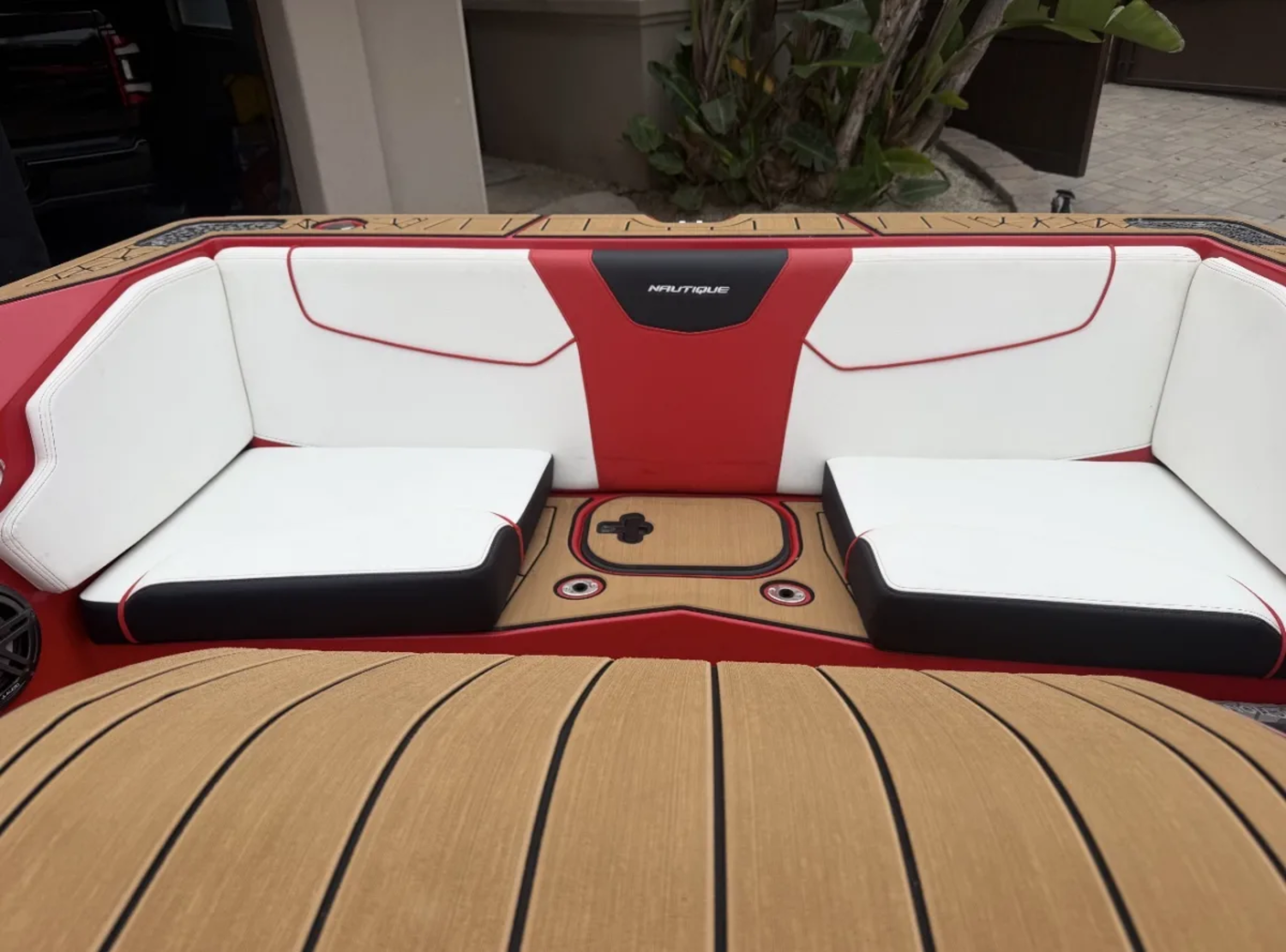 2022 Nautique Ski 200
