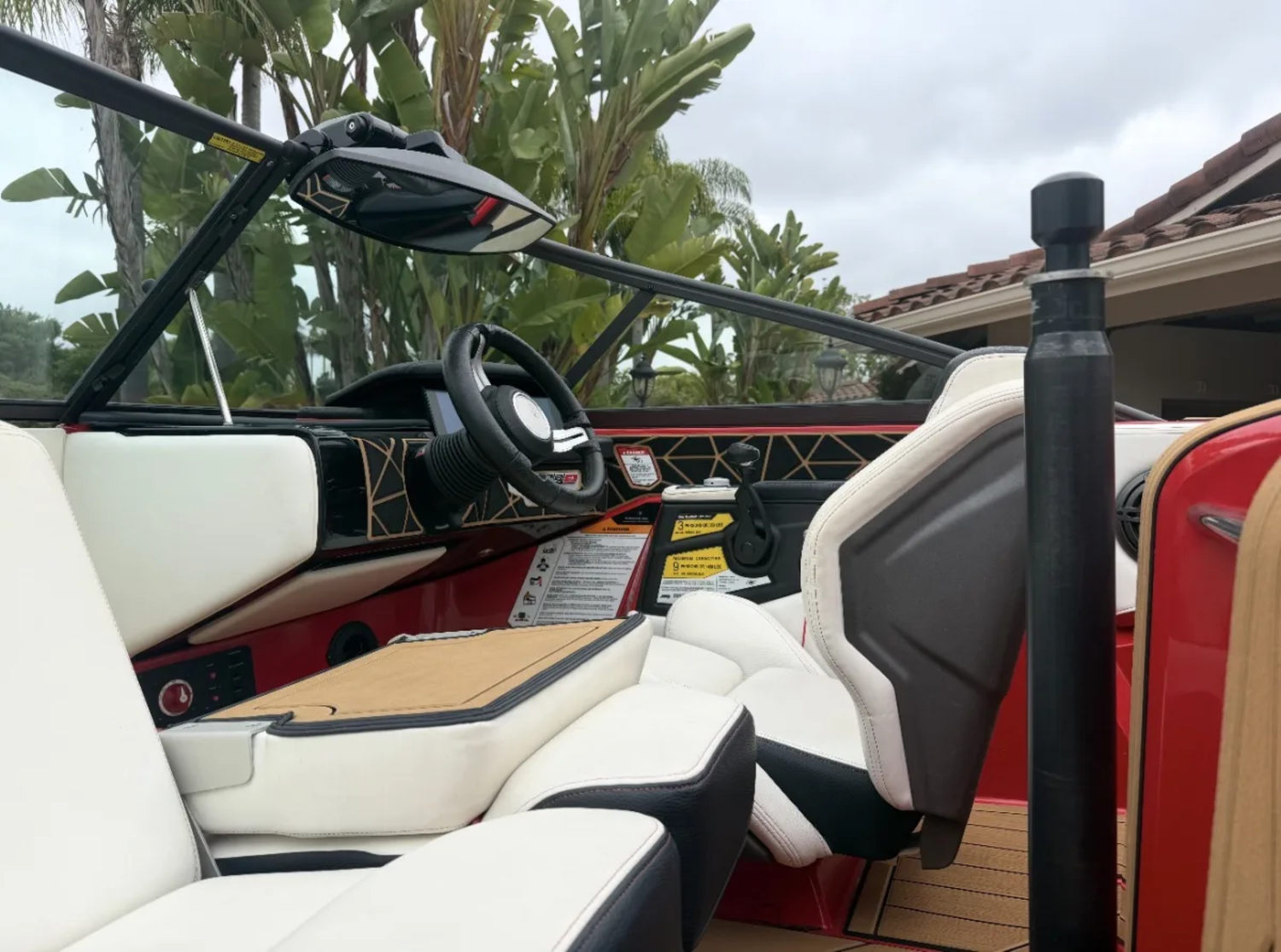 2022 Nautique Ski 200