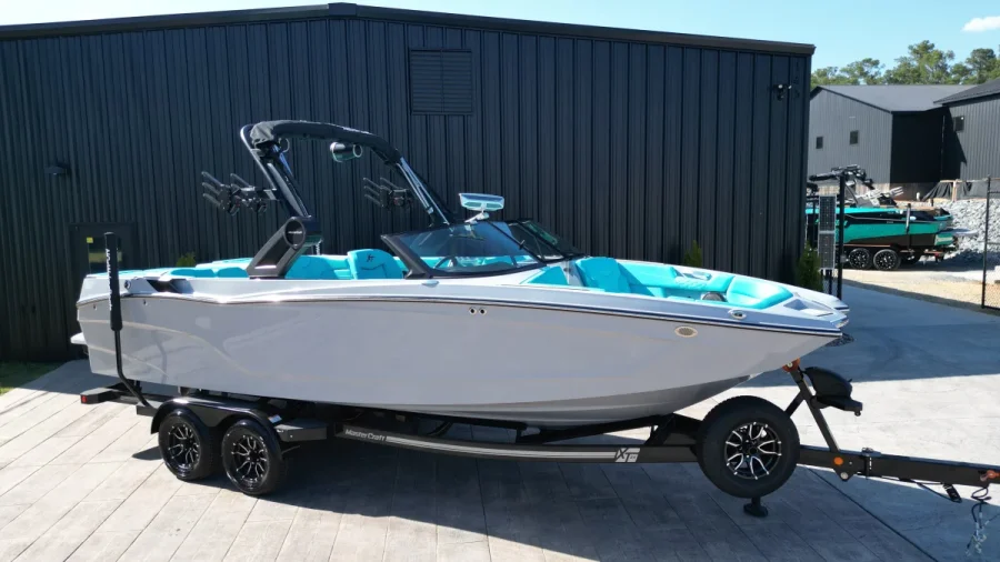 2025 Mastercraft Boats XT24 for sale in Broadway, North Carolina