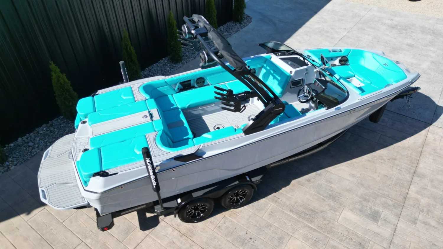 2025 Mastercraft XT24