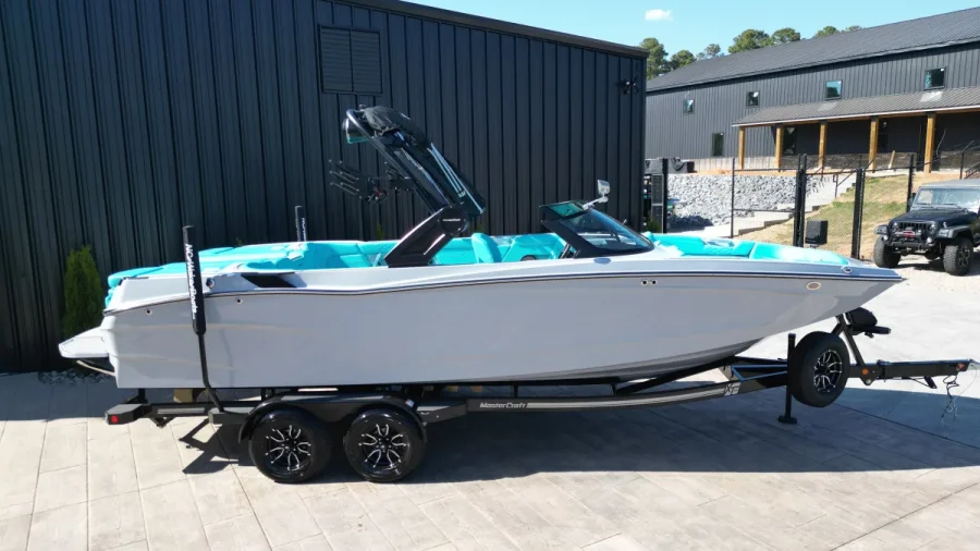 2025 Mastercraft Boats XT24 for sale in Broadway, North Carolina