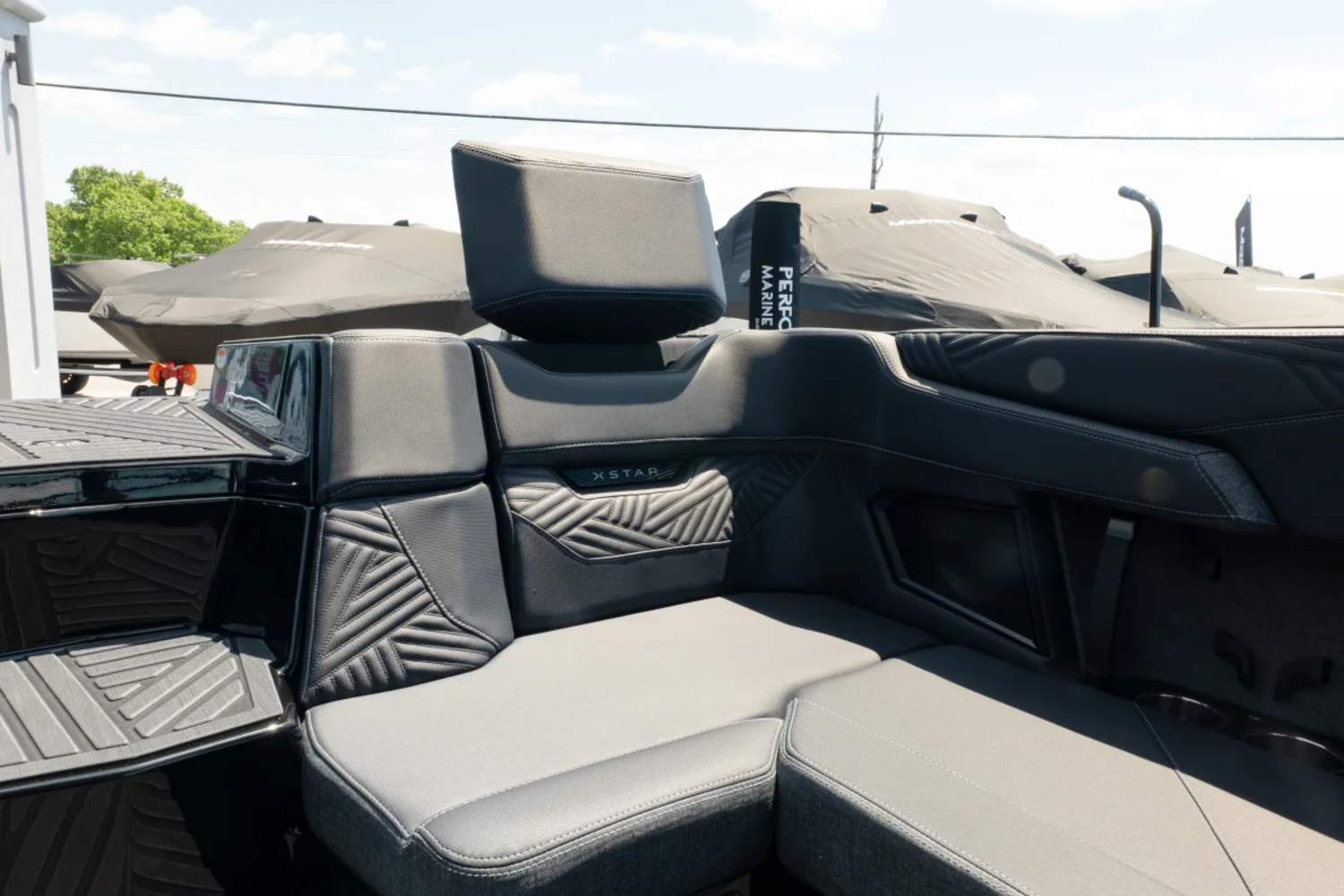 2026 MasterCraft XSTAR-25 BLACK MICA FLAKE ALL OPTIONS 