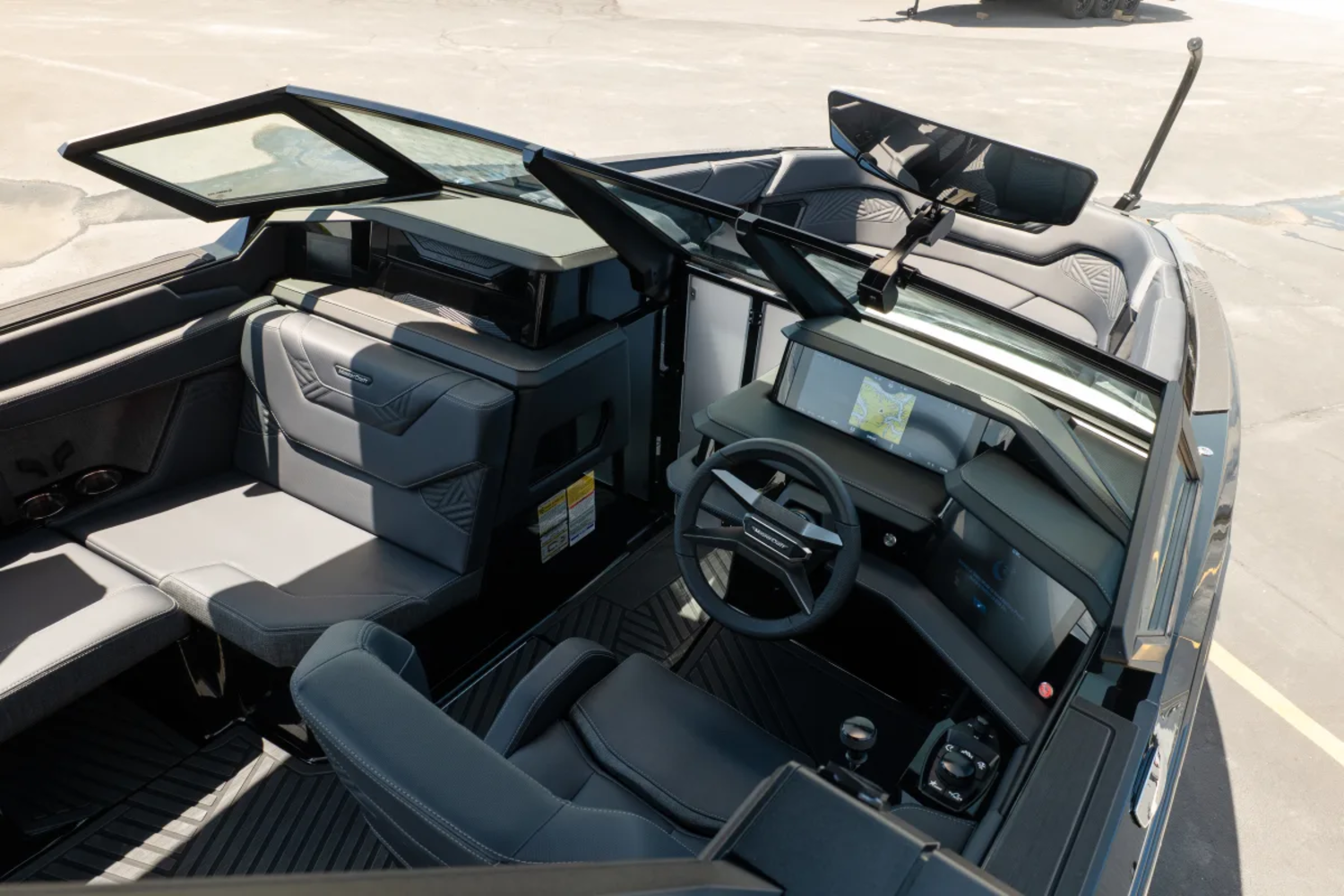 2026 MasterCraft XSTAR-25 BLACK MICA FLAKE ALL OPTIONS 
