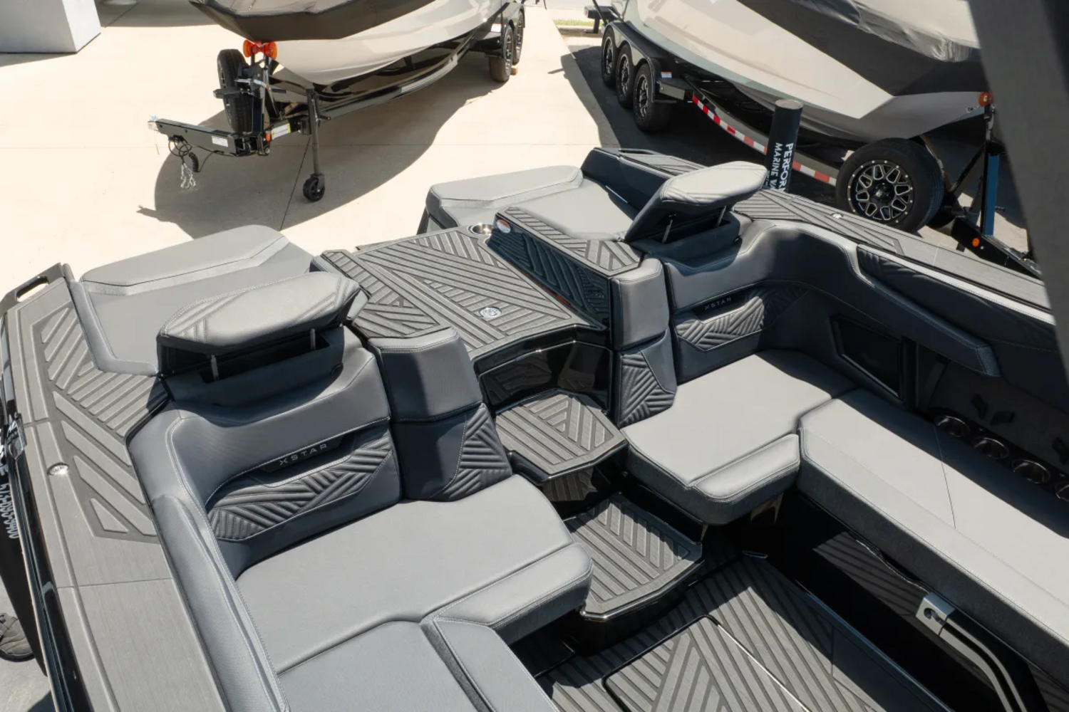 2026 MasterCraft XSTAR-25 BLACK MICA FLAKE ALL OPTIONS 