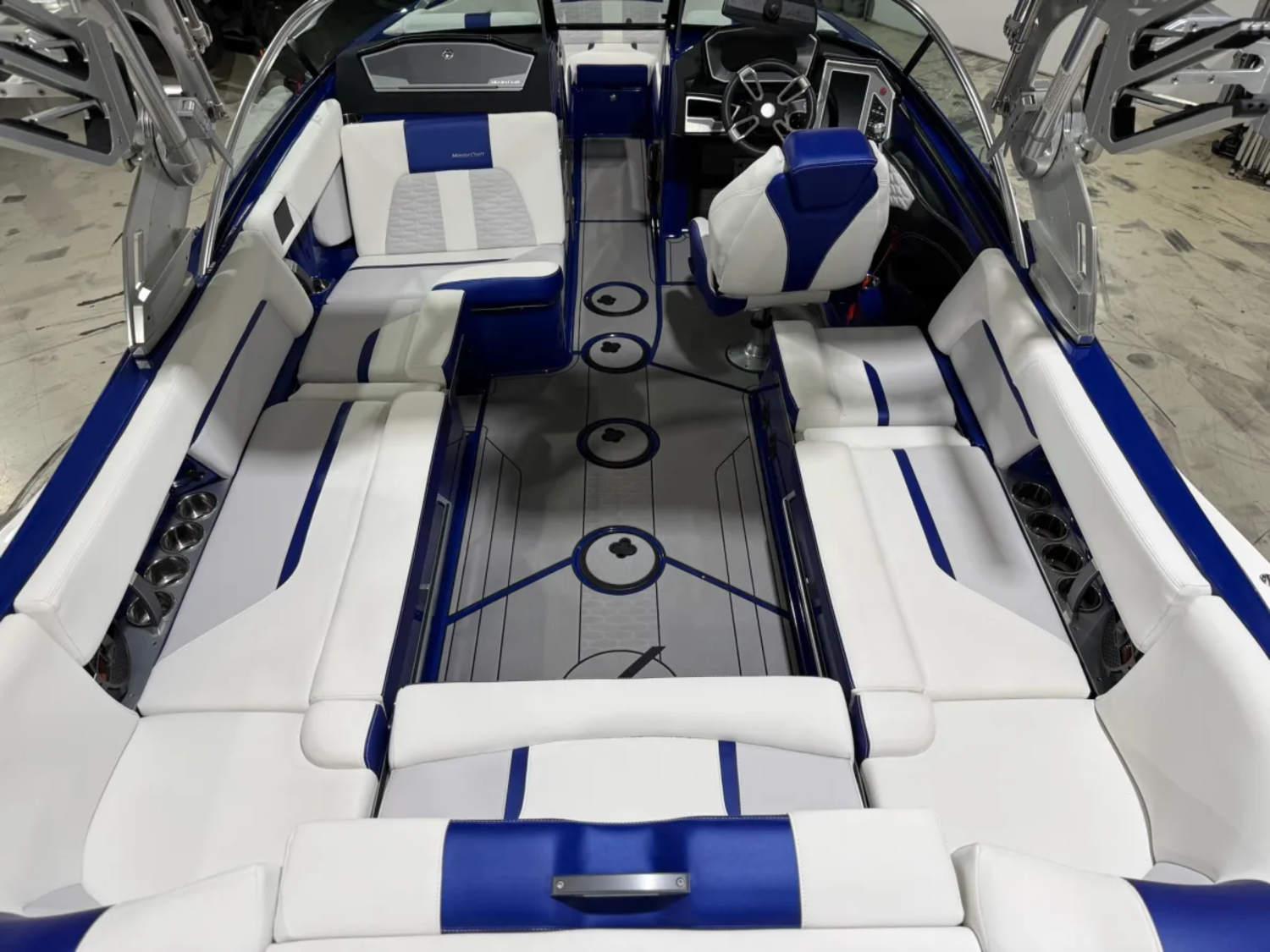 2020 MasterCraft X24
