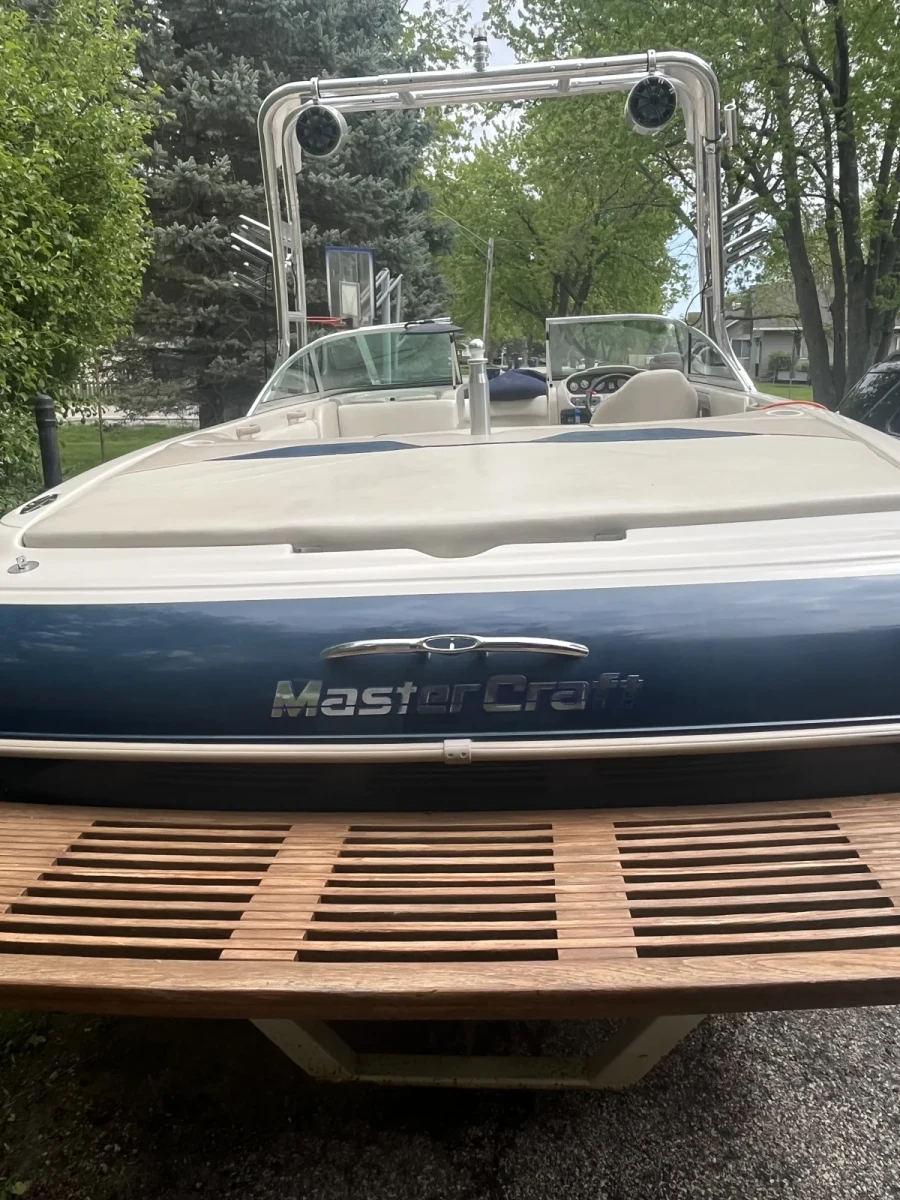 1999 Mastercraft Boats Maristar 230 for sale in Grayslake, Illinois