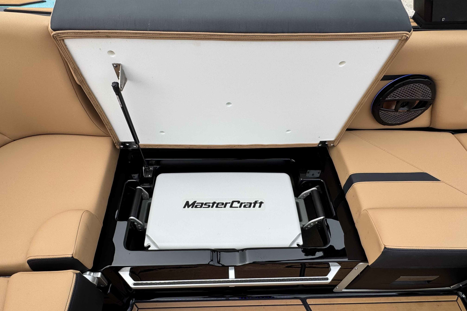 2025 Mastercraft X26