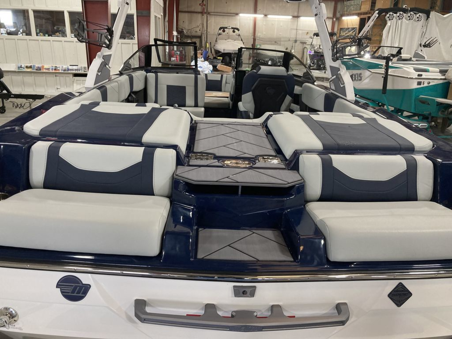 2026 Malibu Boats 23 LSV