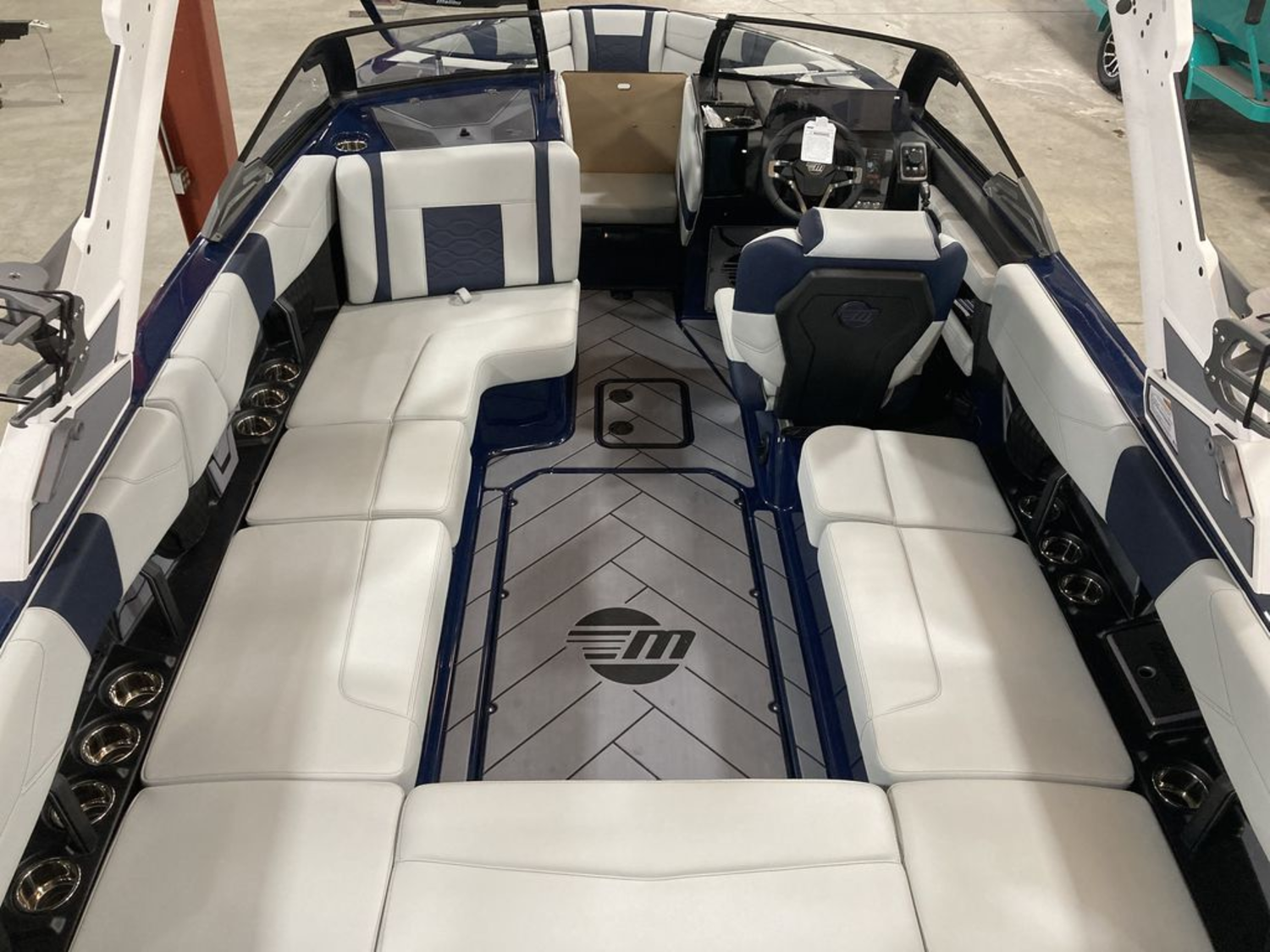 2026 Malibu Boats 23 LSV
