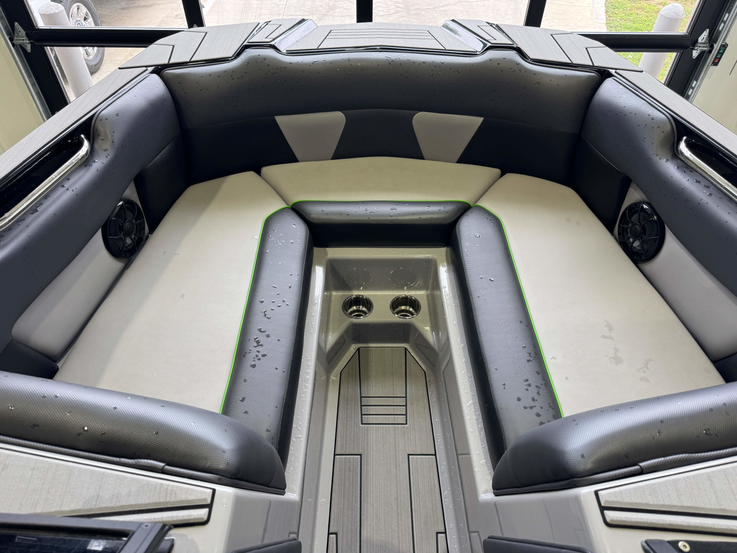 2021 Moomba Max