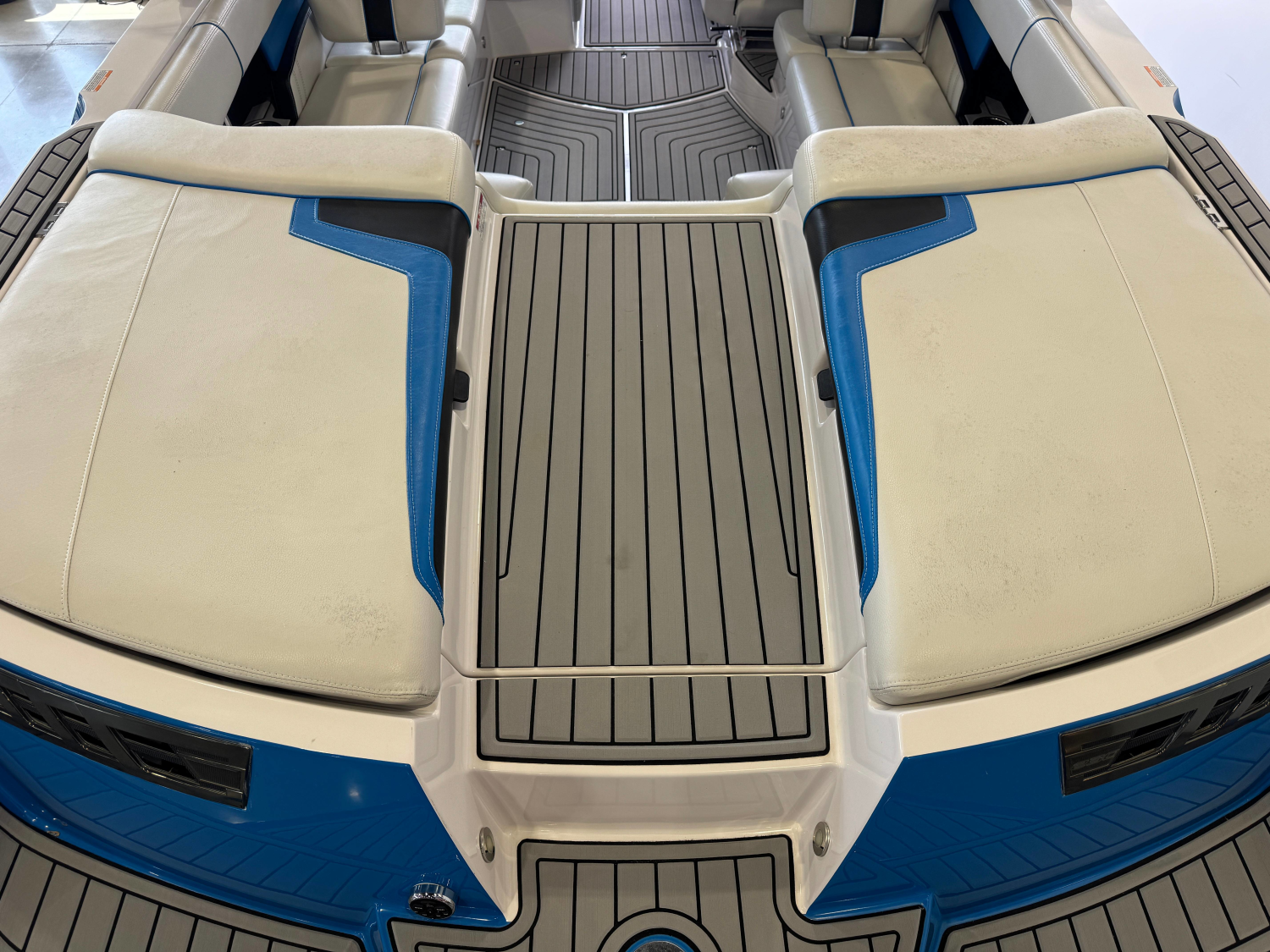 2014 Nautique Super Air Nautique 230
