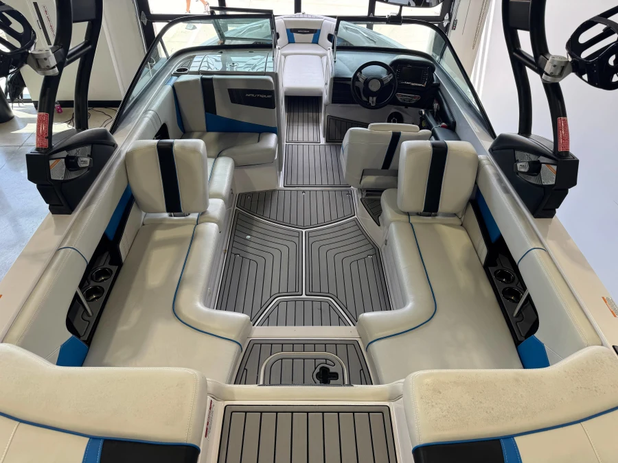 2014 Nautique Boats Super Air Nautique 230 for sale in Lewisville, Texas