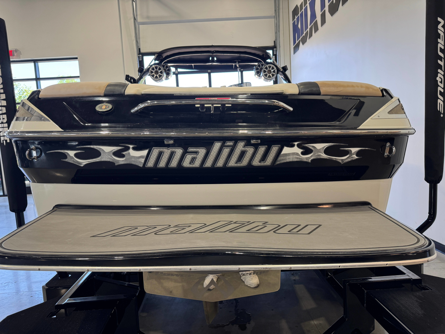 2006 Malibu 247 LSV