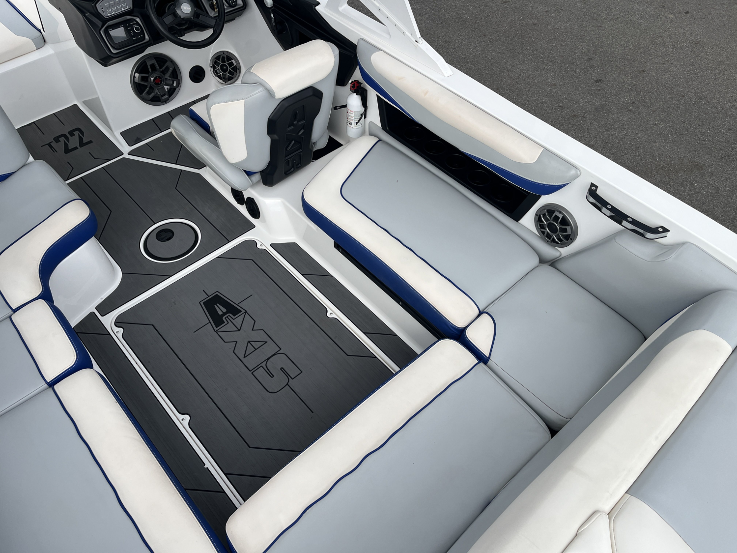 2019 Axis T22