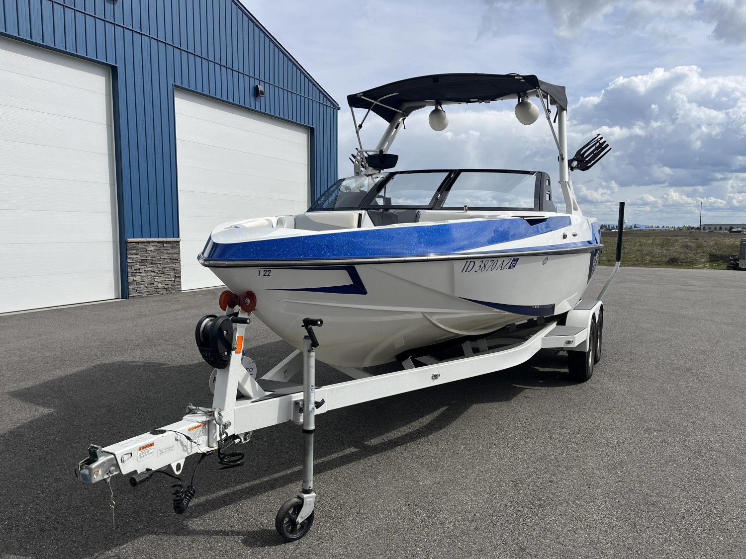 2019 Axis T22