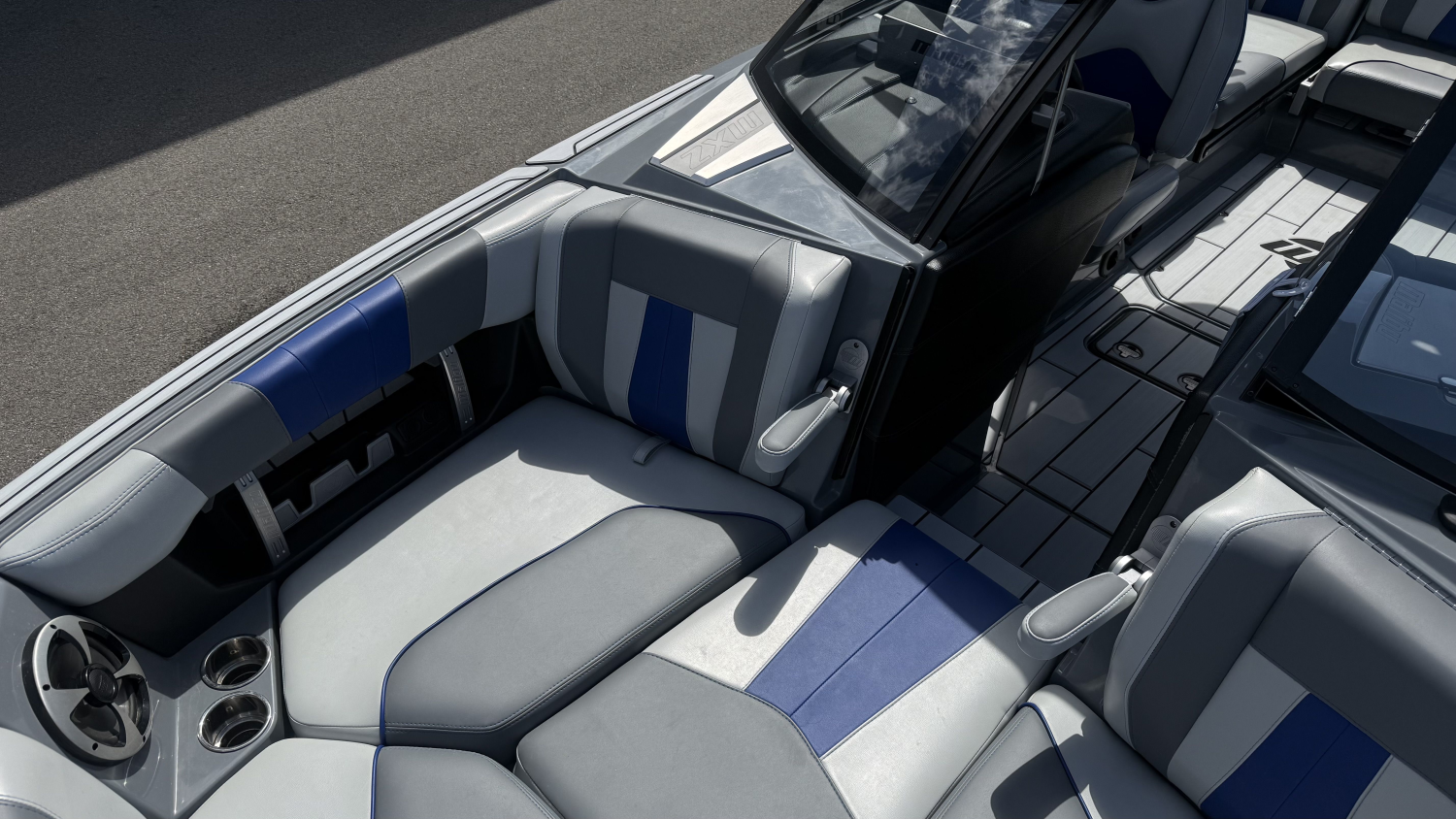 2020 Malibu 23 MXZ