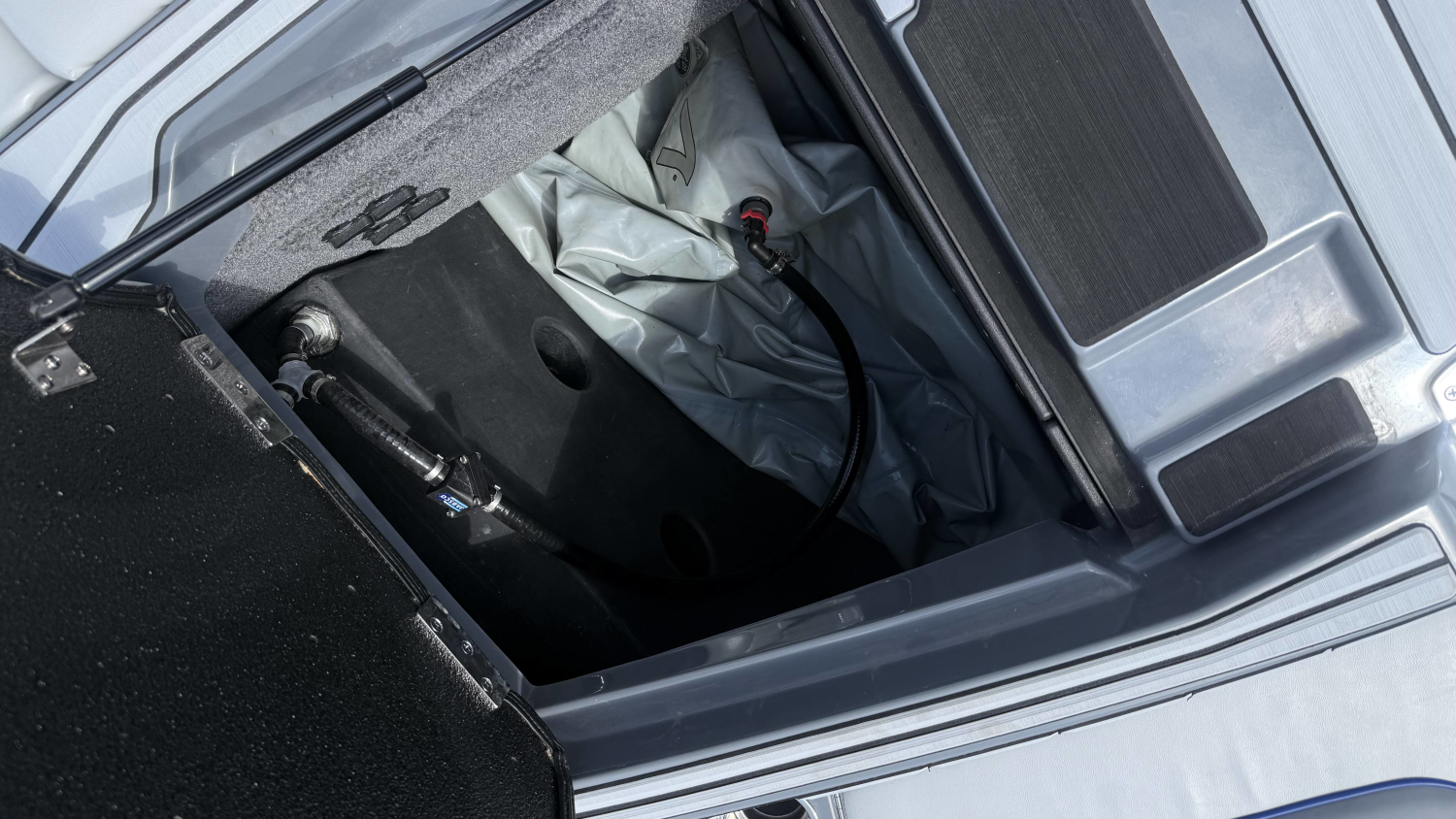 2020 Malibu 23 MXZ