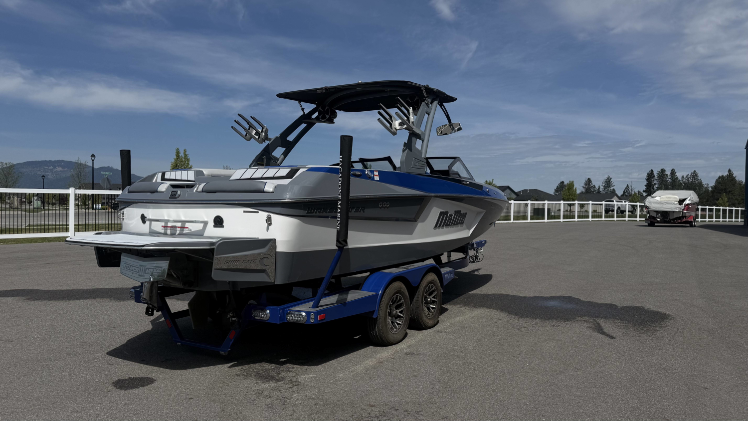 2020 Malibu 23 MXZ