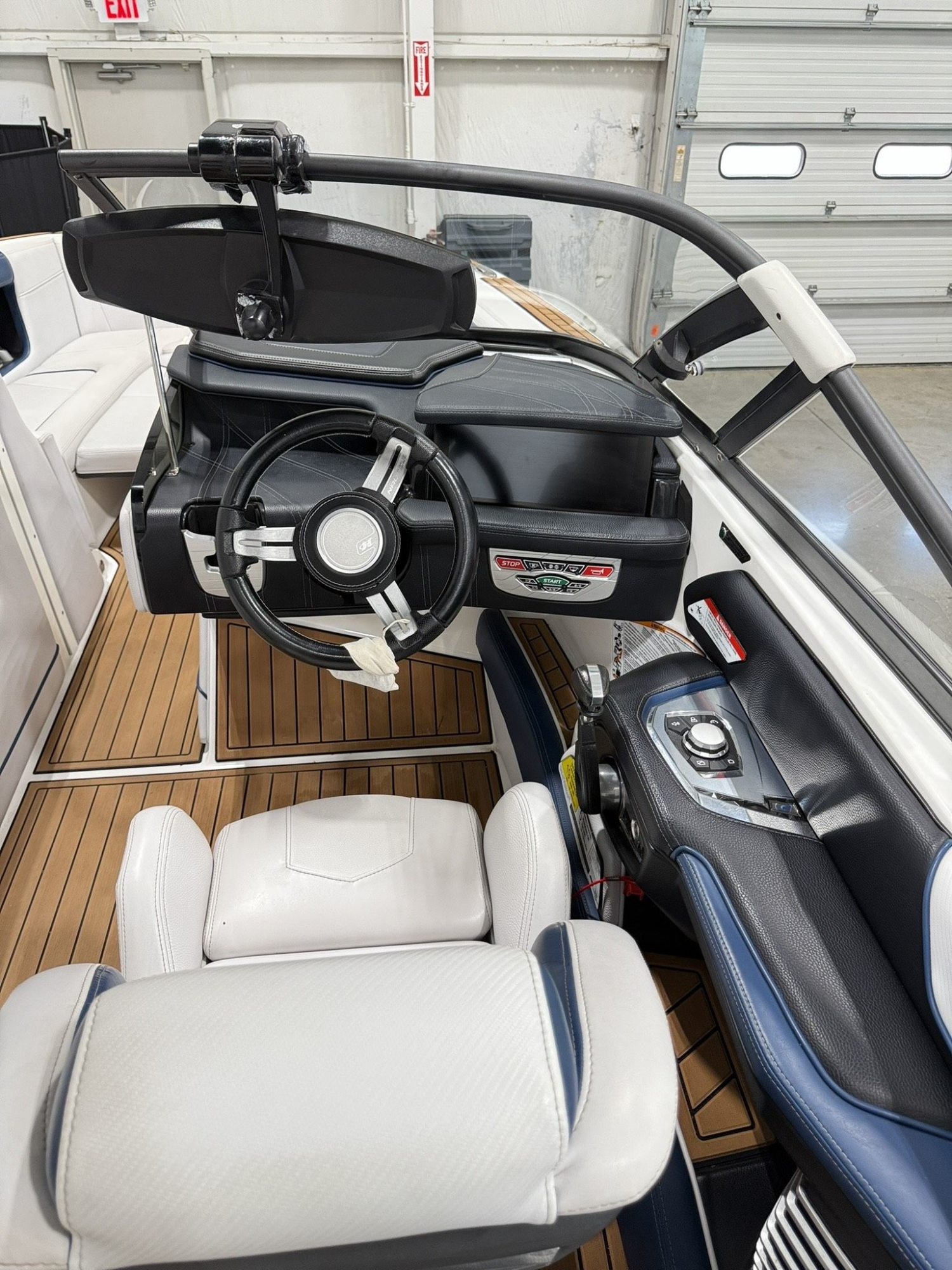 2018 Nautique G25