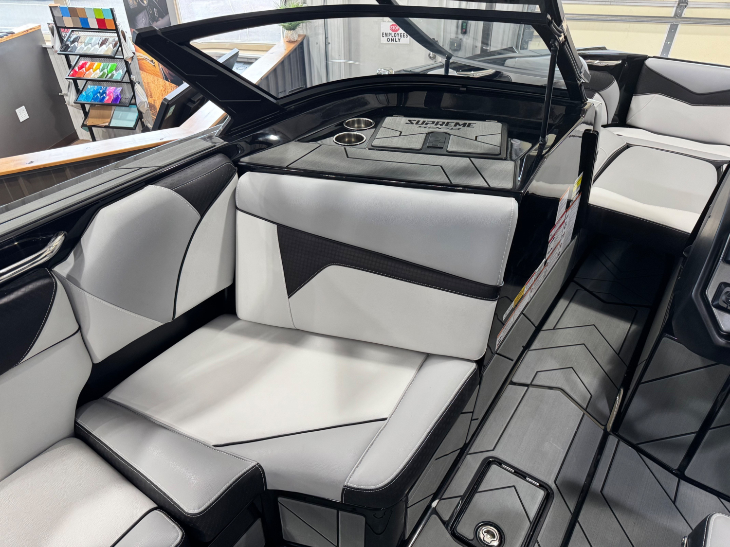 2026 Supreme S220
