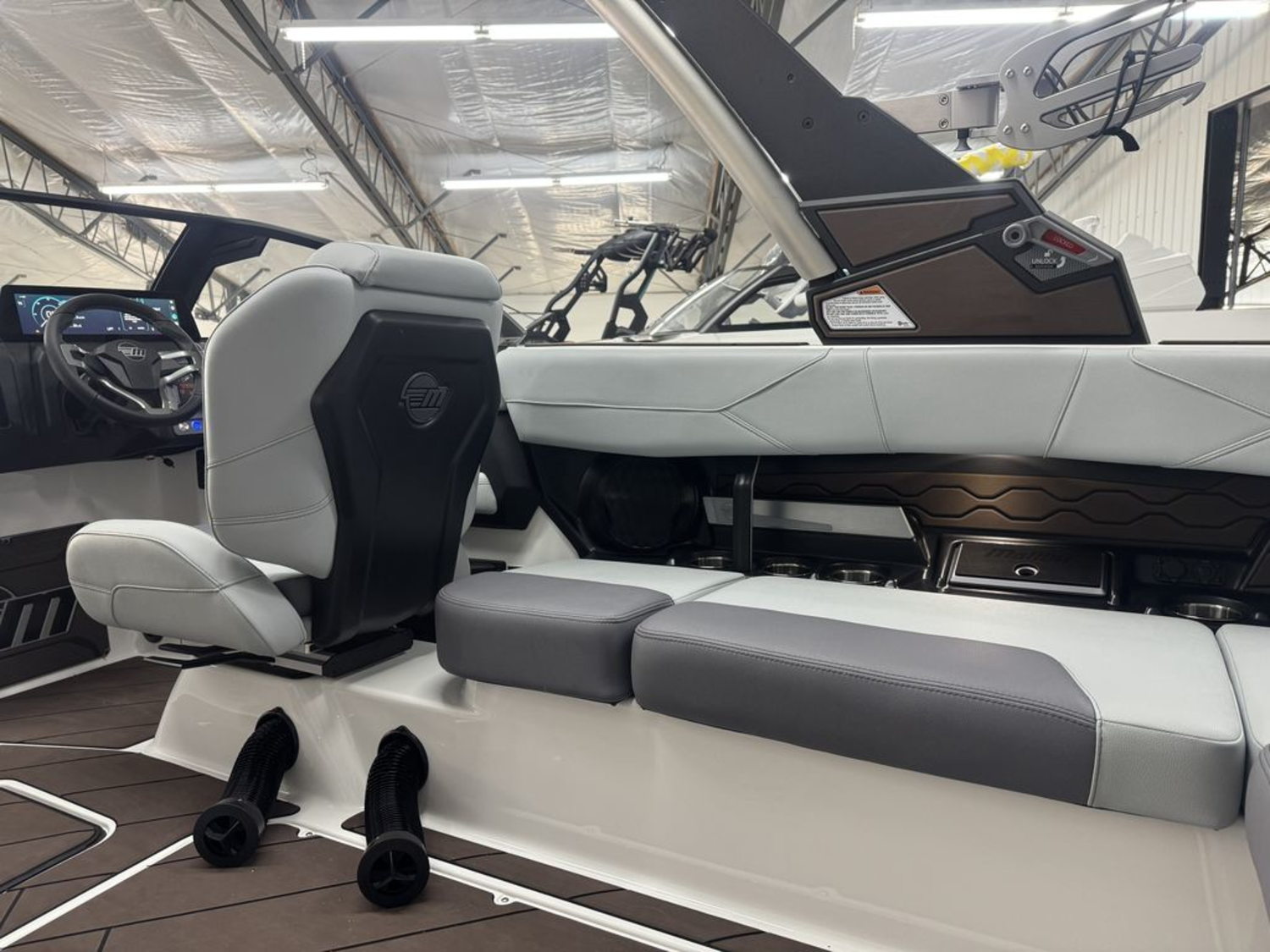 2026 Malibu Boats 23 LSV
