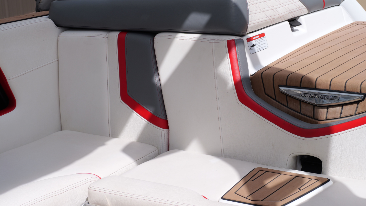 2018 Nautique G21