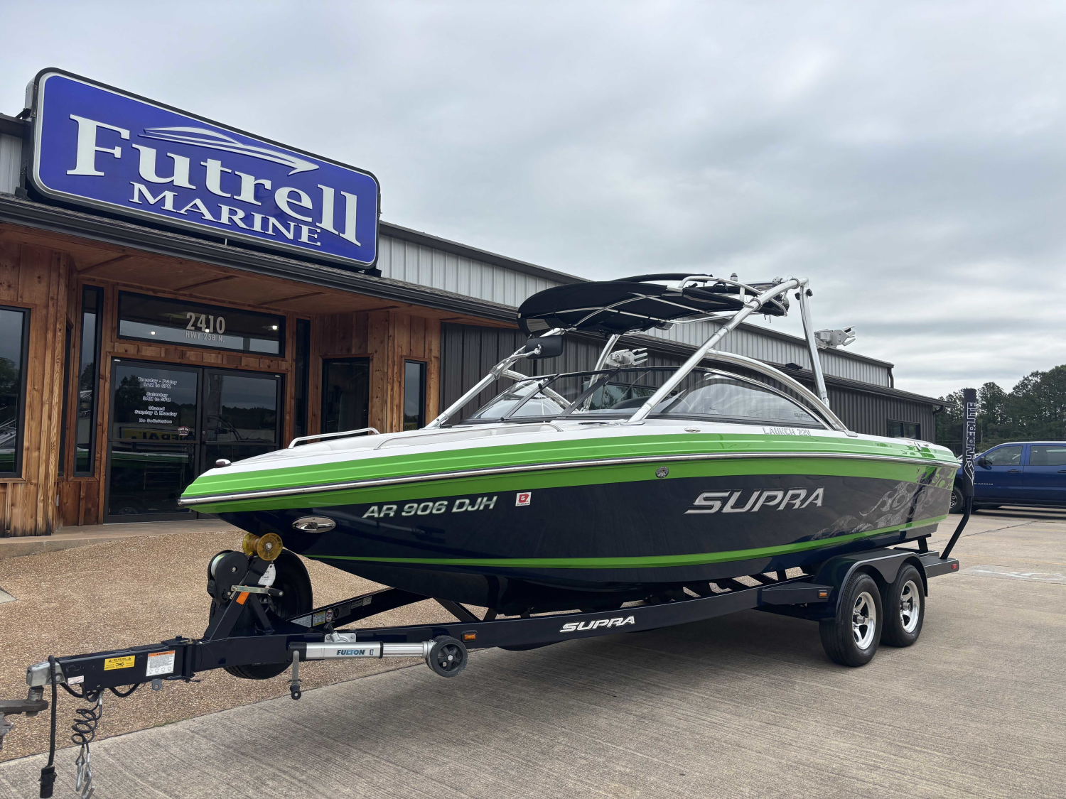 2010 Supra 22V Launch