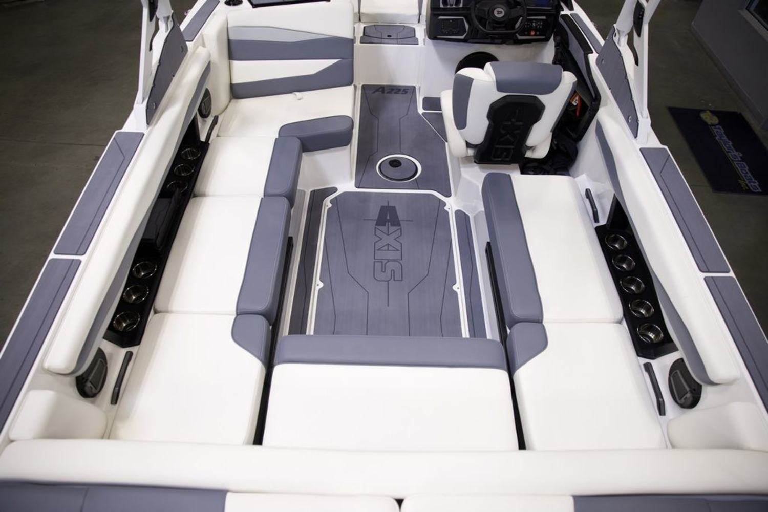 2025 Axis Wake Research A225