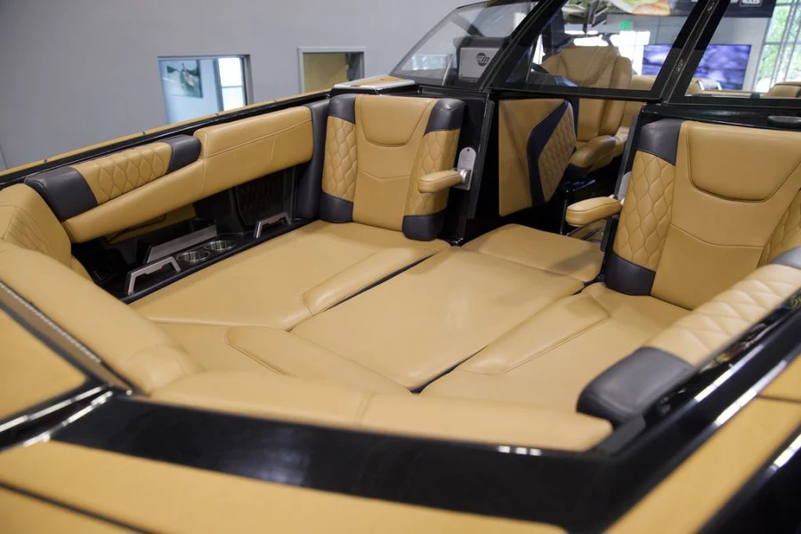 2023 Malibu Boats M220 for sale in DRAPER, Utah