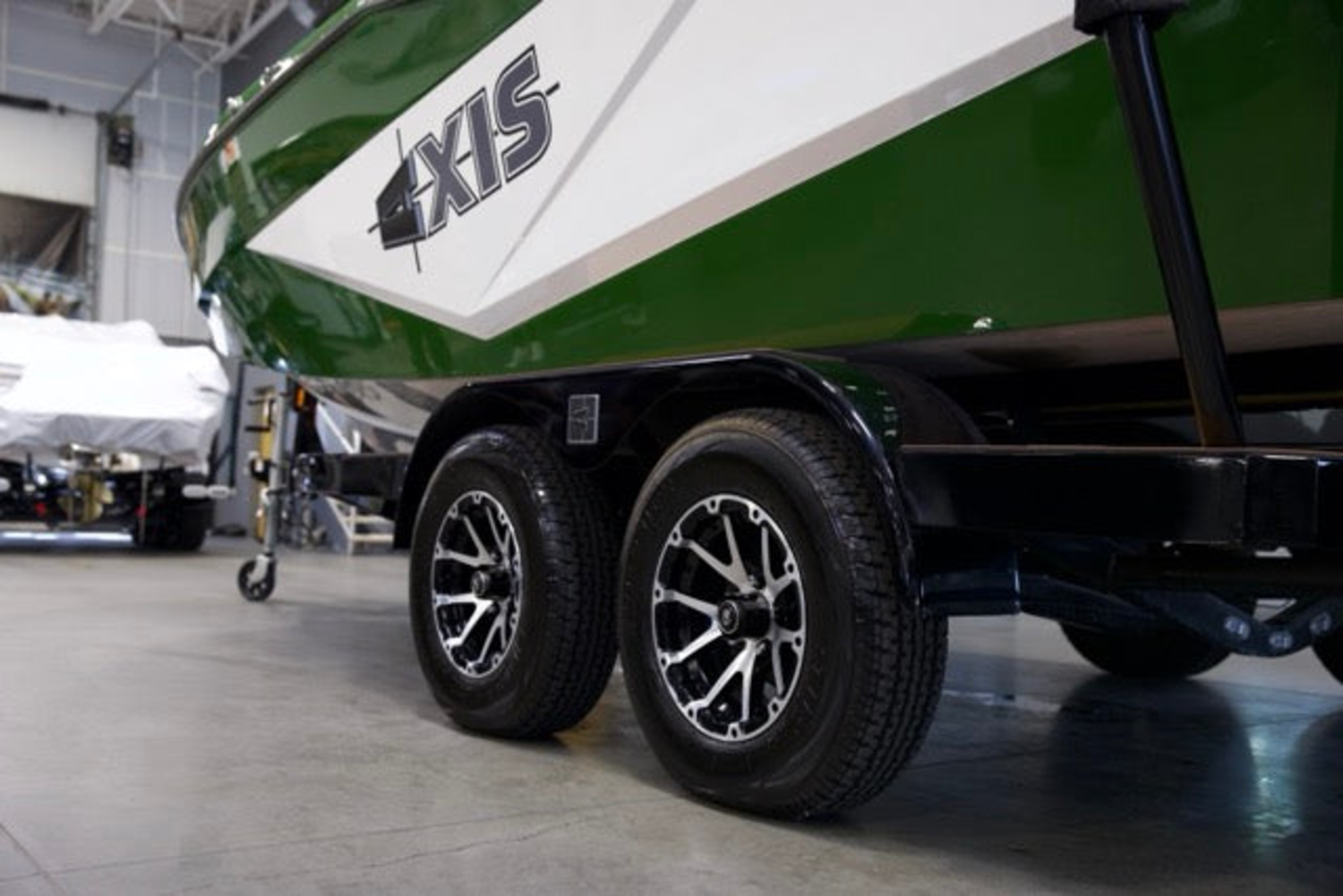 2023 Axis Wake Research T220