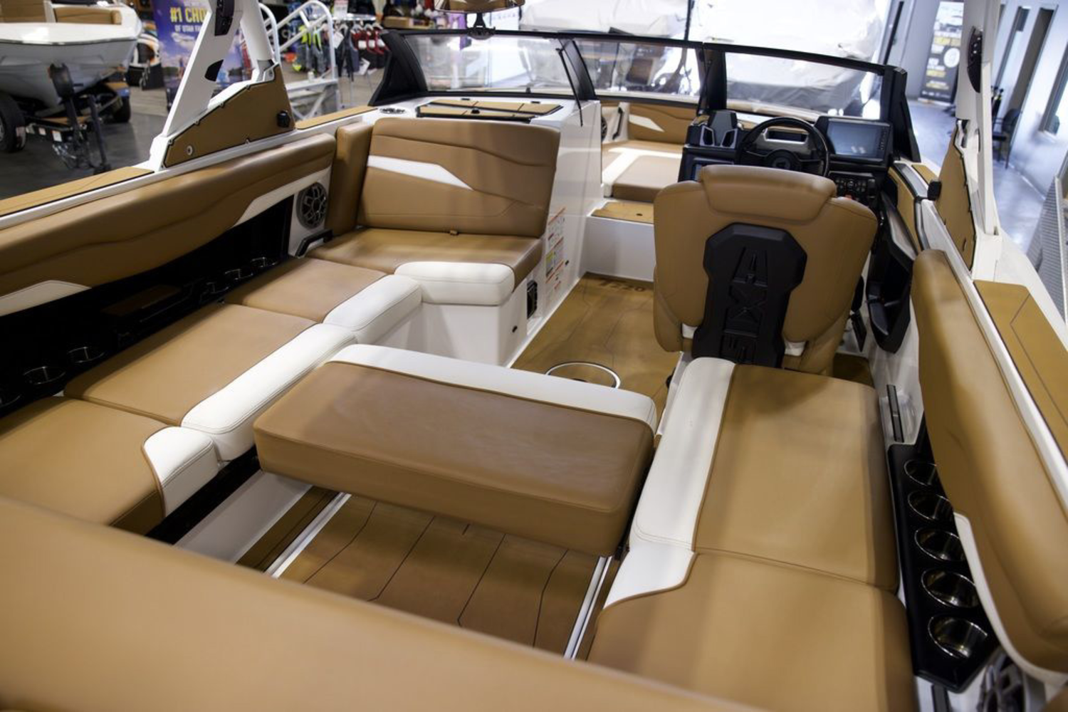 2023 Axis Wake Research T220