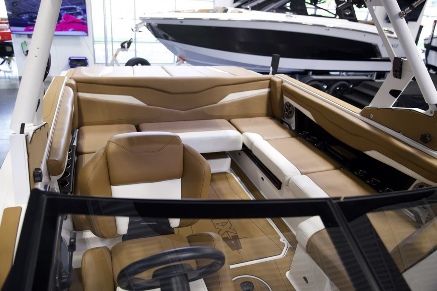 2023 Axis Wake Research T220