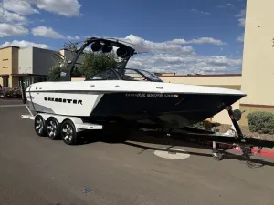2016 Malibu Boats Wakesetter 25 LSV for sale in Gilbert, Arizona
