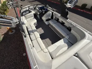 2016 Malibu Boats Wakesetter 25 LSV for sale in Gilbert, Arizona