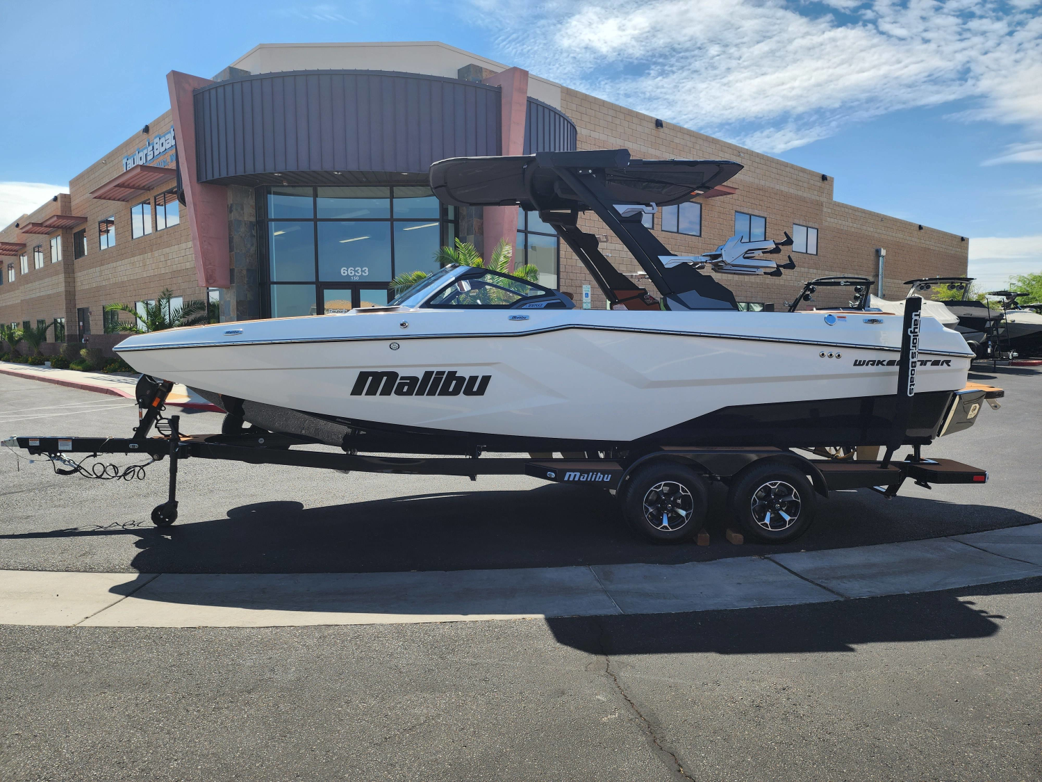 2026 Malibu Boats 23 MXZ