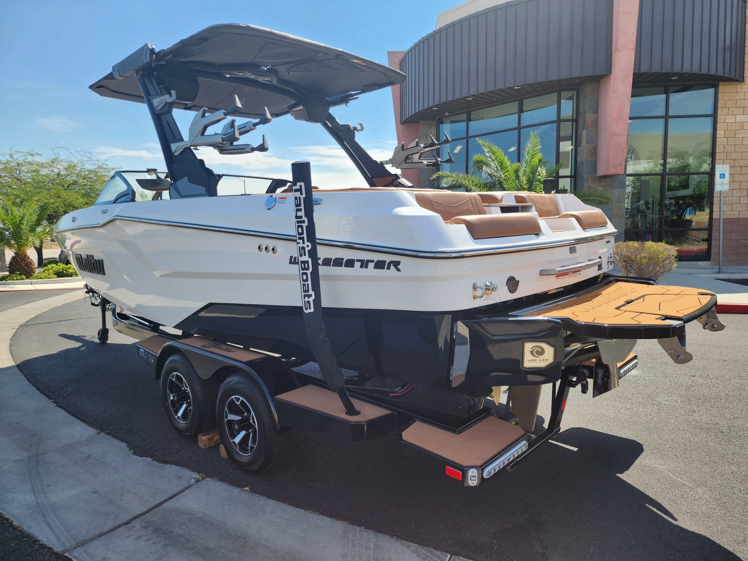 2026 Malibu Boats 23 MXZ