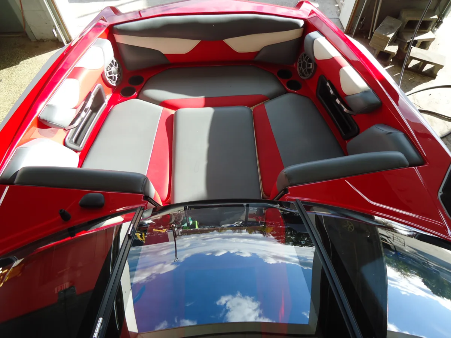 2021 Axis A20
